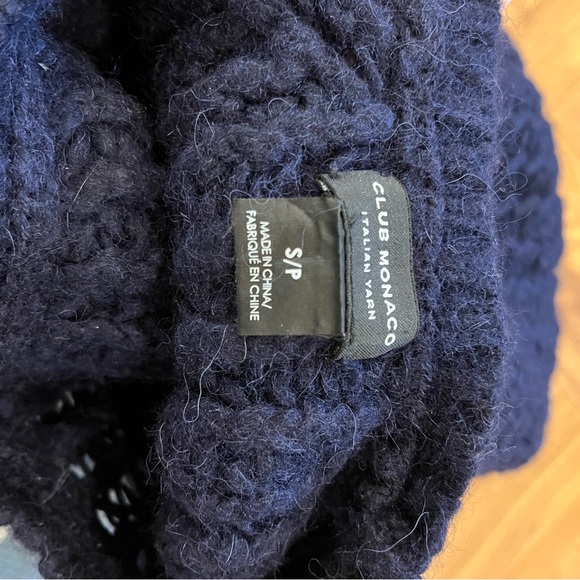 Club Monaco wool sweater - Picture 3 of 5